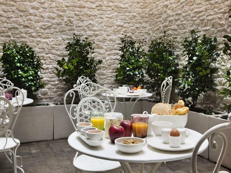 Hotel Celeste Batignolles Montmartre París Exterior foto